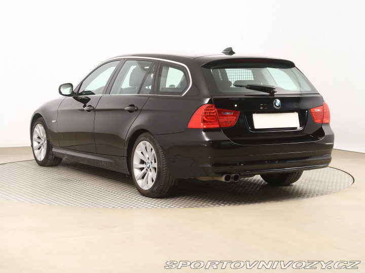 BMW 3 330 d 2009