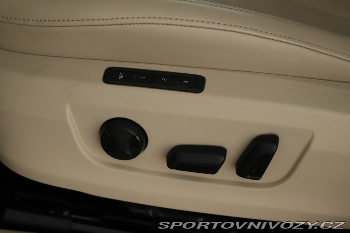Škoda Superb Laurin&Klement 2.0 TS 2016