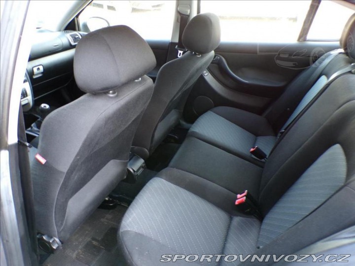 Seat Leon 1,6 MPI DIGI.KLIMA 2006