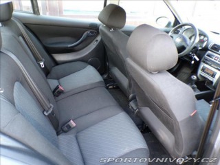 Seat Leon 1,6 MPI DIGI.KLIMA 2006