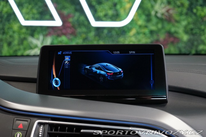 BMW i8 1.5i EDrive LED HUD Camer 2018