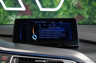 BMW i8 1.5i EDrive LED HUD Camer 2018