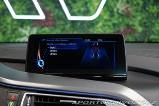 BMW i8 1.5i EDrive LED HUD Camer 2018