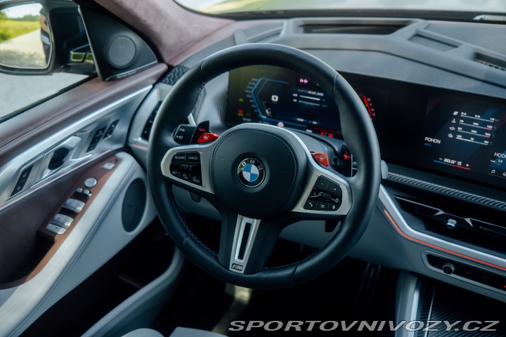 BMW XM 2024