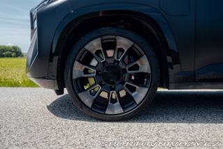 BMW XM  2024