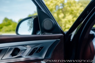 BMW XM  2024