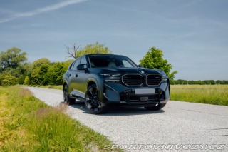 BMW XM  2024