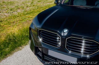 BMW XM  2024
