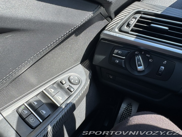 BMW 6 4X4 640D V6 230 KW FOLIE 2017