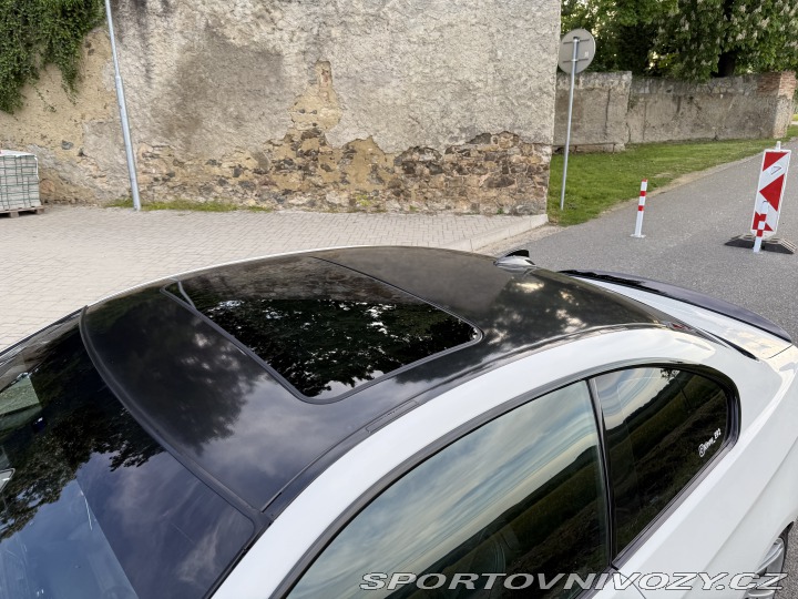 BMW 3 2009