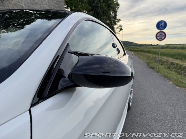 BMW 3 2009