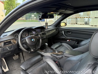 BMW 3  2009