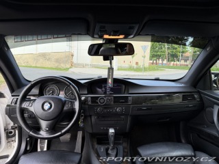 BMW 3  2009