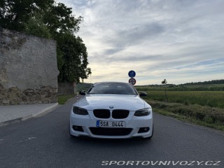 BMW 3  2009