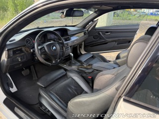 BMW 3  2009