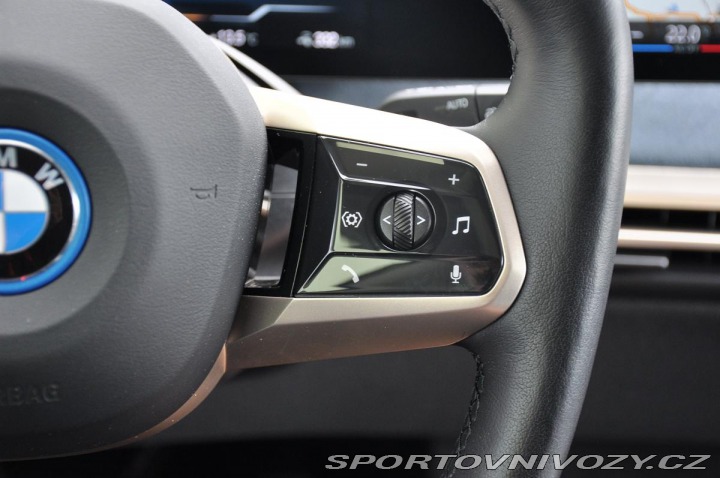 BMW iX xDrive40 M-Sport 326k 99% 2022