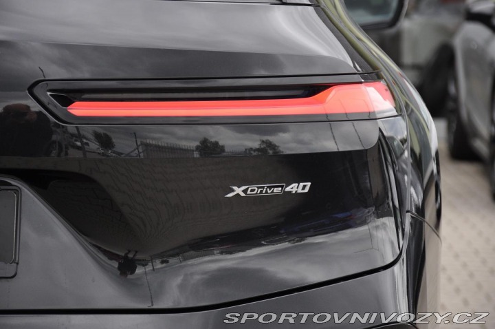 BMW iX xDrive40 M-Sport 326k 99% 2022