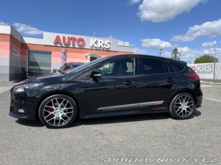 Ford Focus ST  2015