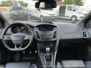 Ford Focus ST  2015