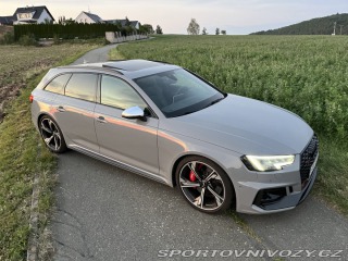 Audi RS4 2019