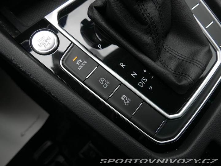 Volkswagen Ostatní modely Passat 2,0TDI 176kW 4Motion Auto 2015