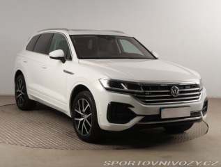 Volkswagen  Touareg R-Line 3.0 TDI