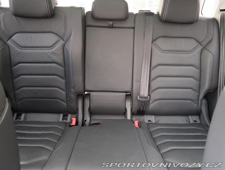 Volkswagen Ostatní modely Touareg R-Line 3.0 TDI 2018