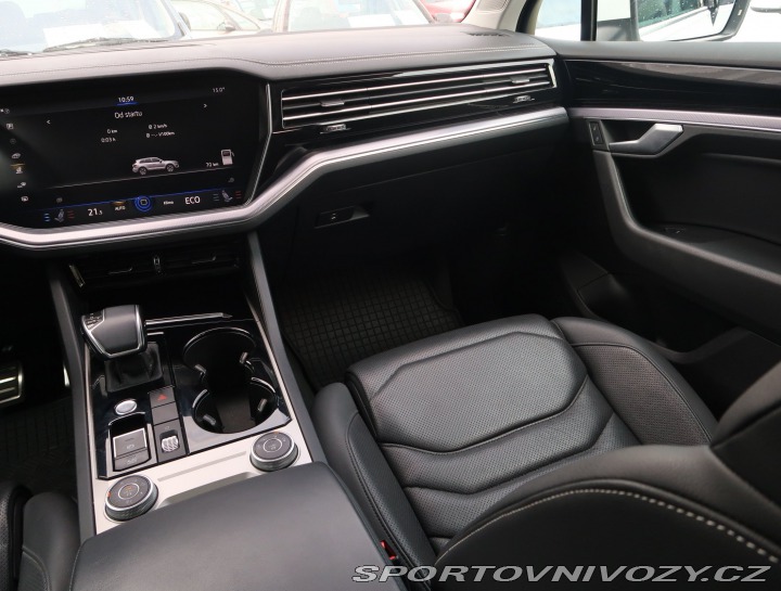 Volkswagen Ostatní modely Touareg R-Line 3.0 TDI 2018