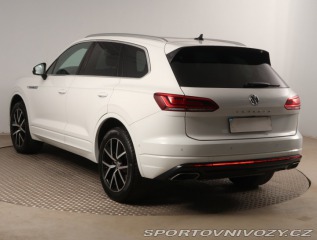 Volkswagen Ostatní modely Touareg R-Line 3.0 TDI 2018
