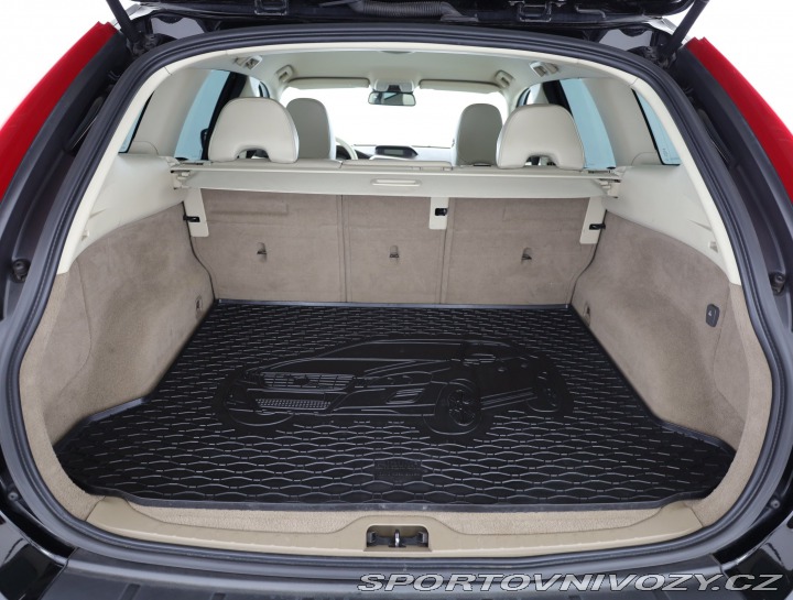 Volvo Ostatní modely XC60 T6 2009
