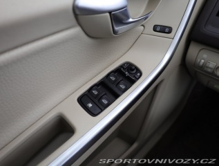 Volvo Ostatní modely XC60 T6 2009