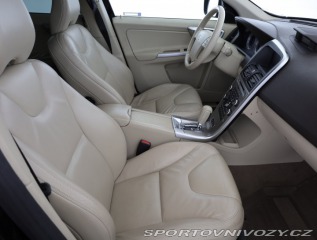 Volvo Ostatní modely XC60 T6 2009