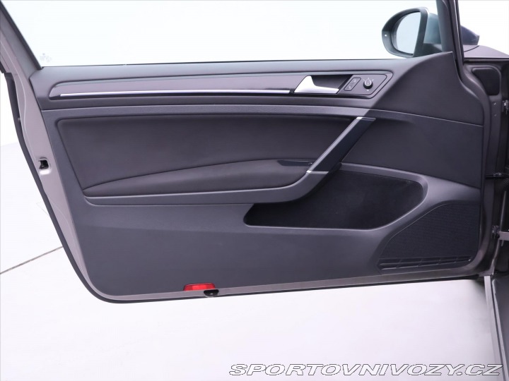 Volkswagen Golf 2,0 TSI R 221kW DSG 4M Xe 2014