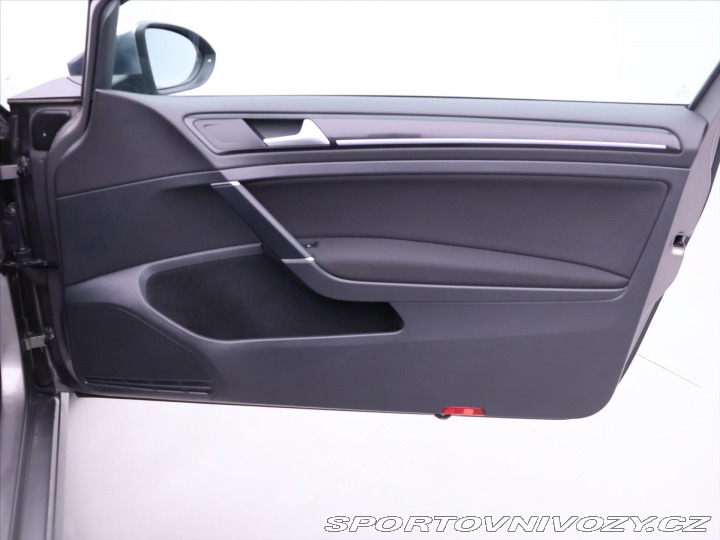Volkswagen Golf 2,0 TSI R 221kW DSG 4M Xe 2014