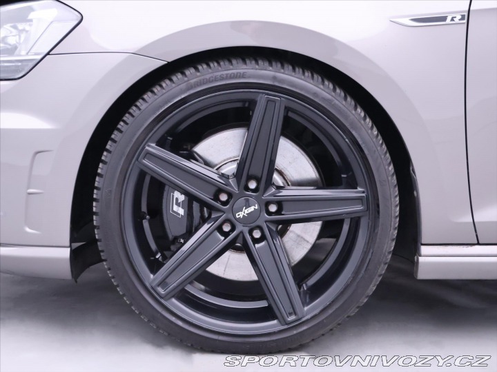 Volkswagen Golf 2,0 TSI R 221kW DSG 4M Xe 2014