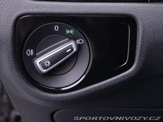 Volkswagen Golf 2,0 TSI R 221kW DSG 4M Xe 2014