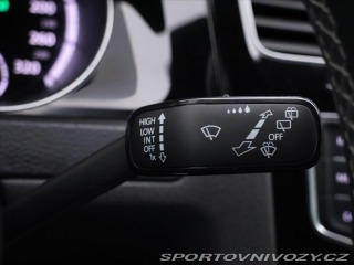 Volkswagen Golf 2,0 TSI R 221kW DSG 4M Xe 2014