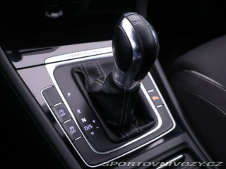 Volkswagen Golf 2,0 TSI R 221kW DSG 4M Xe 2014