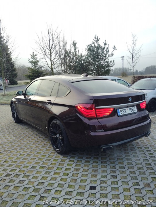 BMW 5 4,4 550i GT F07 2011
