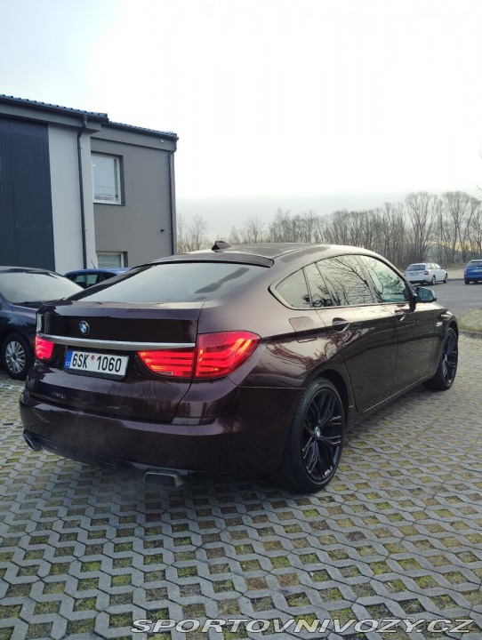 BMW 5 4,4 550i GT F07 2011