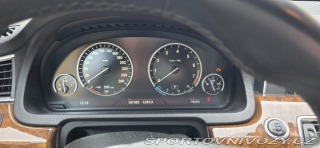 BMW 5 4,4 550i GT F07 2011