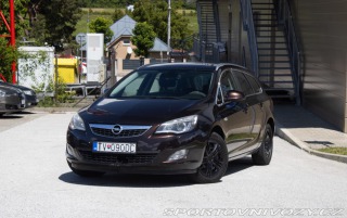 Opel Astra Sport Tourer  ST 2.0 CDTI