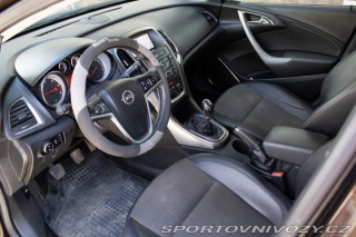 Opel Astra Sport Tourer  ST 2.0 CDTI 2012