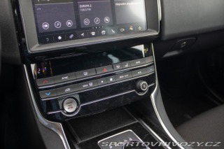 Jaguar XE 2.0 I4P R-Sport  AT 2019