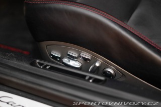 Porsche 911 Carrera 4 GTS 2015