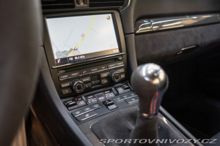 Porsche 911 Carrera 4 GTS 2015