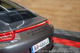 Porsche 911 Carrera 4 GTS 2015