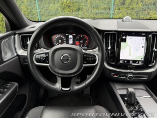 Volvo Ostatní modely XC60 R-Design 173kW Nez.t 2022