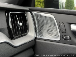 Volvo Ostatní modely XC60 R-Design 173kW Nez.t 2022