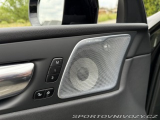 Volvo Ostatní modely XC60 R-Design 173kW Nez.t 2022